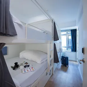 Bluesock Hostel